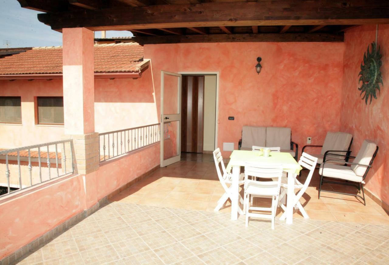 L'Isola Felice Apartment Monserrato Exteriör bild
